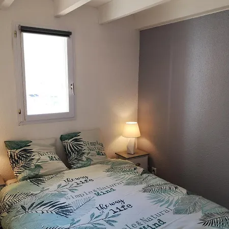 Corniche Dor Szálloda *